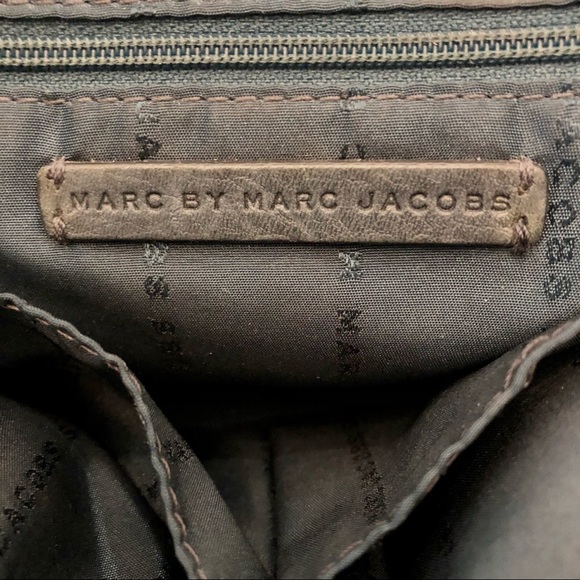 COPY - Marc By Mark Jacobs Handbag with Crossbody Strap , Medium size - Picture 10 of 15